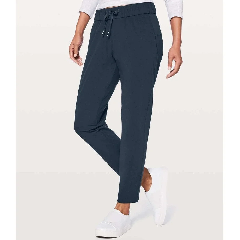 Lululemon On The Fly Pants‎ 28